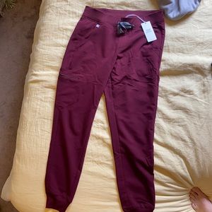 S figs joggers